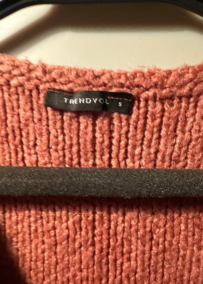 V yakalı kazak - Görsel 3