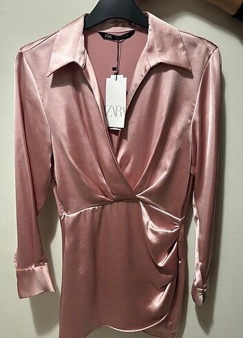 Zara pembe saten elbise 