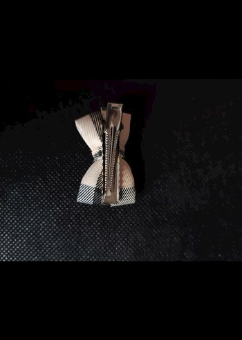 Siyah Parlak Fiyonk Kadın Saç Aksesuarı - Görsel 3