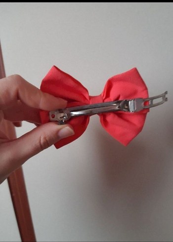 Kırmızı Sentetik Kumaş Fiyonk - Görsel 3