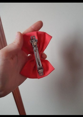 Kırmızı Sentetik Kumaş Fiyonk - Görsel 4