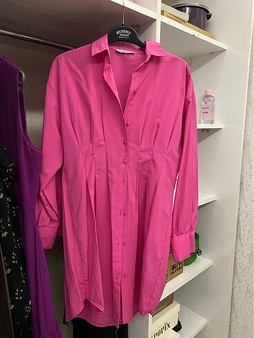 Pembe gömlek elbise