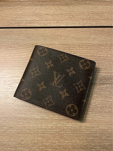 Louis Vuitton Cüzdan