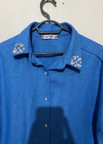 Düğmeli Mavi Kadın Gömlek - Görsel 4