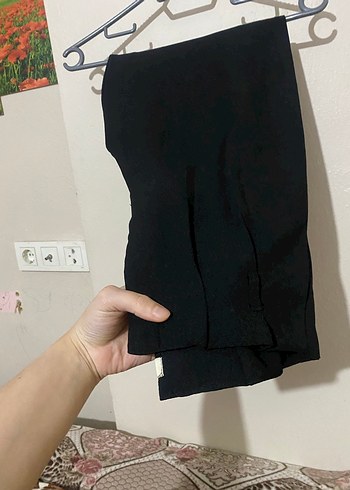 Siyah Piliseli Kadın Kumaş Pantolon - Görsel 3