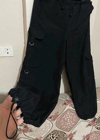 Kadın Siyah Kemerli Rahat Kesim Pantolon - Görsel 5