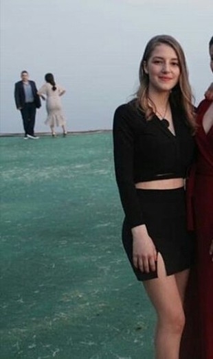 sadece mezuniyetimde 1 kez giyildi 
