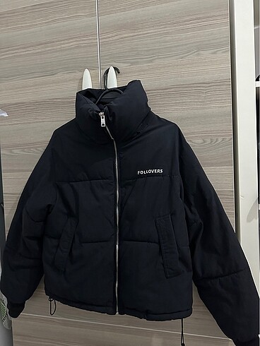 Mont Bershka