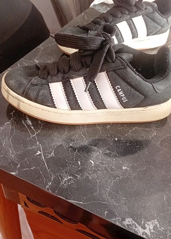 Siyah Beyaz Çizgili Bağcıklı Sneakers - Görsel 2