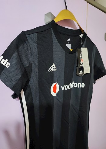 Beşiktaş Kadın Forma - Görsel 3