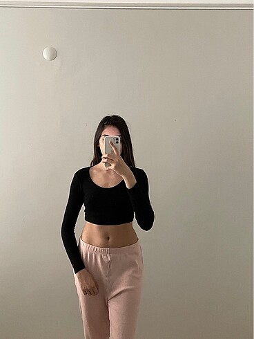 Siyah crop