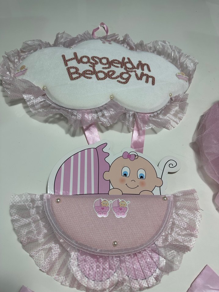 Pembe Kapı Süsü ve Yenidoğan Bebek Yatağı Süsü - Görsel 3