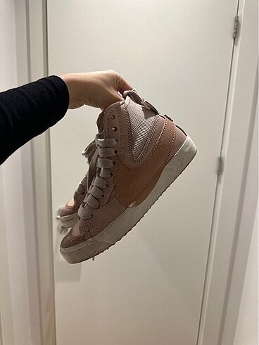 Nike pembe blazer