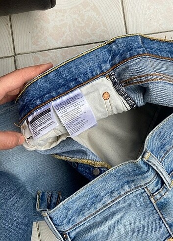 32 Beden mavi Renk Levis jean