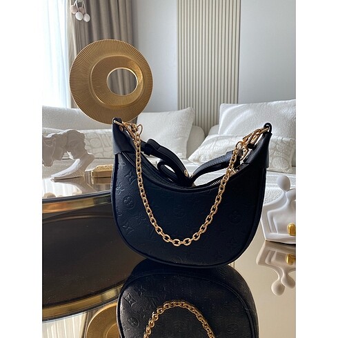 Louis Vuitton Louis Vuitton Siyah kayık A + kalite