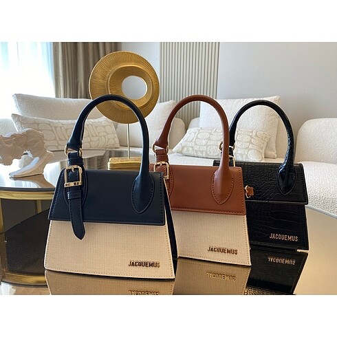 Jacquemus Mini Tek sap Siyah ve Kahve krem mevcut