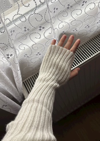 Beyaz Örgü Kadın Eldiveni - Görsel 2