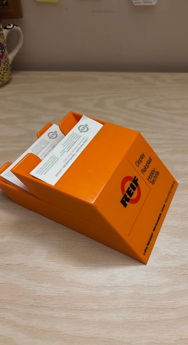 Turuncu Masaüstü Kartvisitlik - Görsel 2