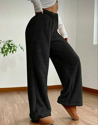 Modalu Peluş eşofman alt
