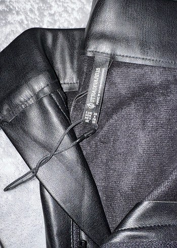 Kadın Siyah Deri Pantolon - Görsel 2