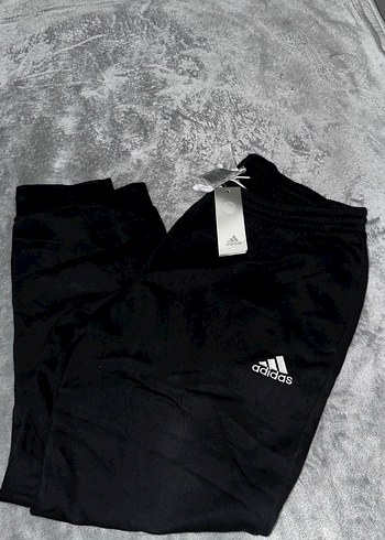 Adidas l/xl
