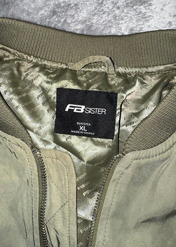 Yeşil Fermuarlı Kadın Ceket - Görsel 2