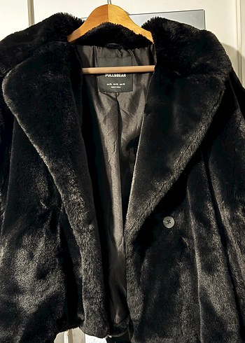 Pull and Bear Siklik Ve Sicaklik Siyah Pelus Kaban
