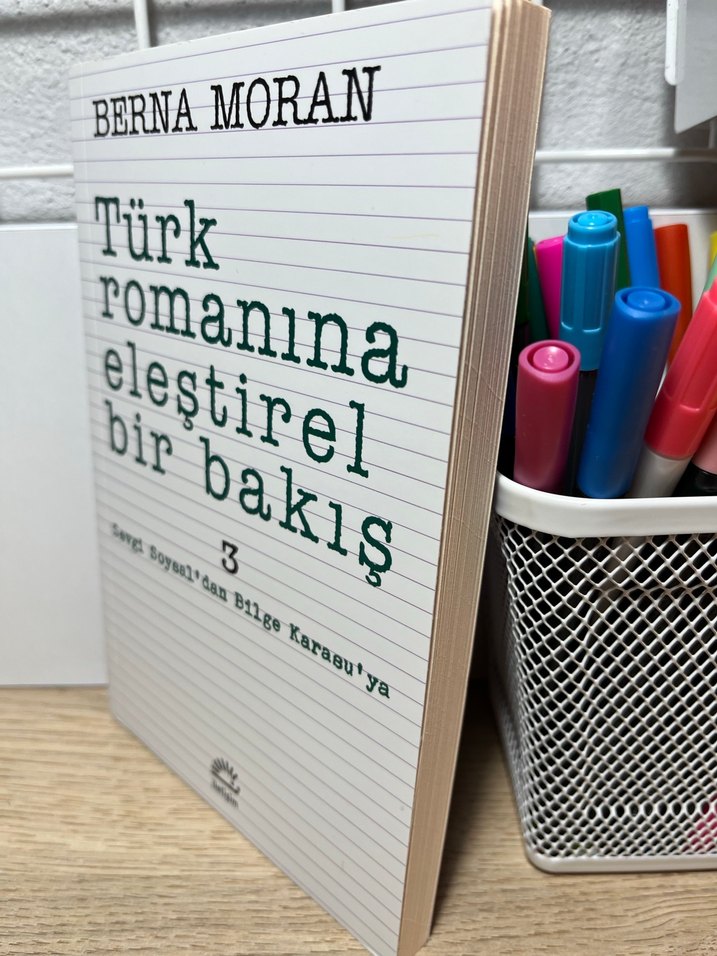 Türk Romanına Eleştirel Bir Bakış 3 - Görsel 2