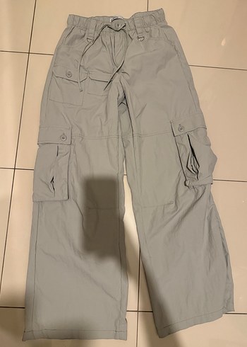 Gri Bershka Bol Kesim Kemerli Kadın Pantolon - Görsel 2