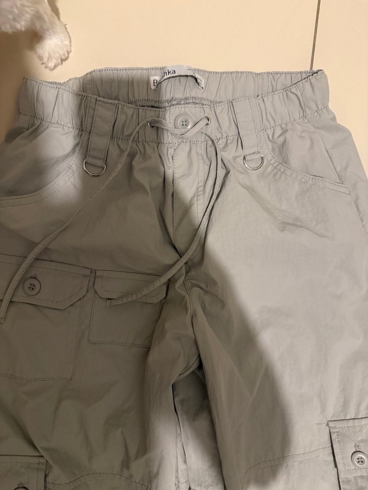 Gri Bershka Bol Kesim Kemerli Kadın Pantolon - Görsel 4