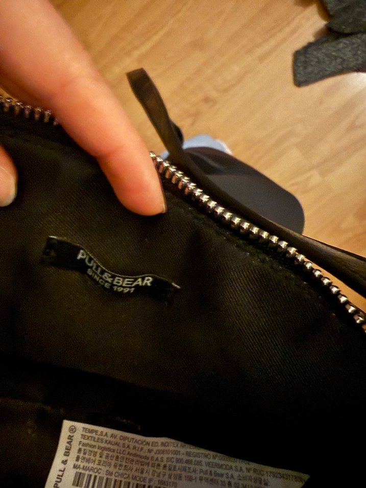 Pull and bear zımbalı Siyah Deri Omuz Çantası - Görsel 4