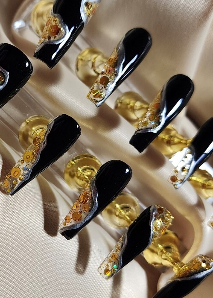 Takma tırnak seti  - Görsel 2