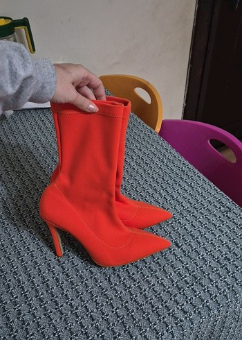 Kırmızı Triko Stiletto Topuklu Kadın Bot