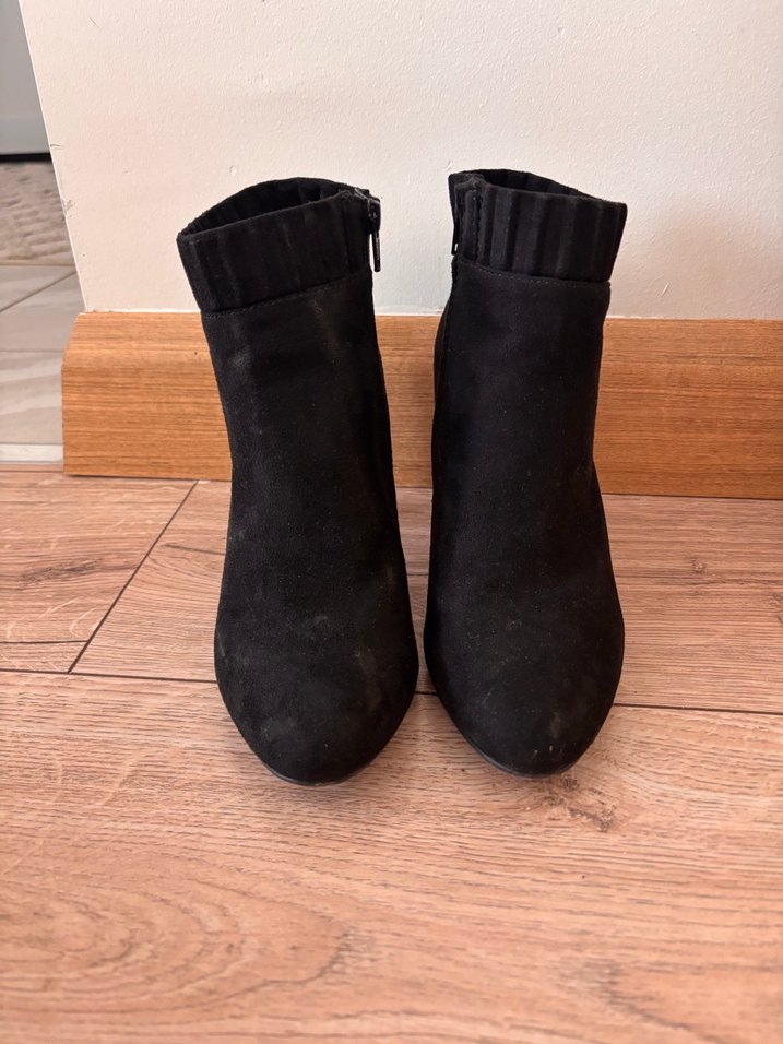 Siyah Süet Stiletto Topuklu Kadın Bot - Görsel 2