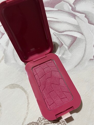 NYX Nyx Buttermelt Blush