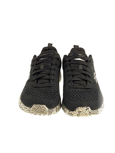 38,5 Beden Skechers Spor Ayakkabı %70 İndirimli.