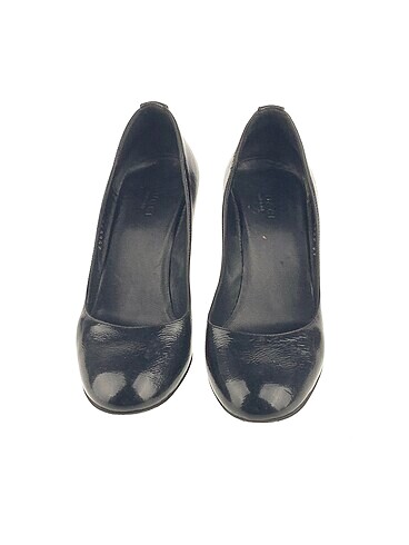 37 Beden Gucci Dolgu Topuk %70 İndirimli.