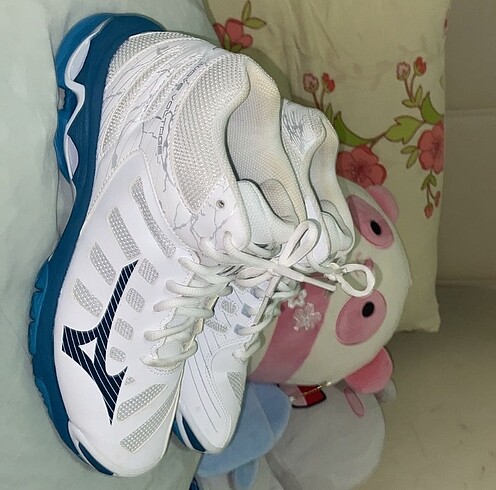 Mizuno voleybol ayakkabısı