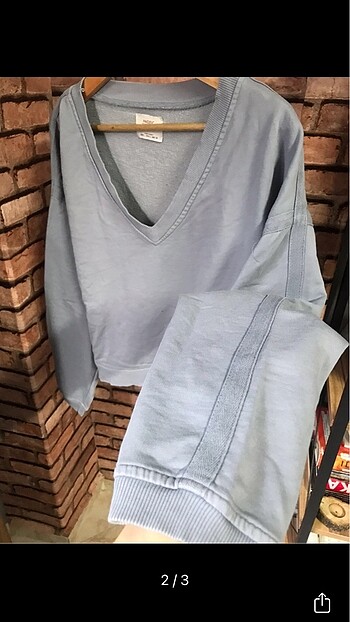 Pull and Bear Pull and bear V yaka bluz