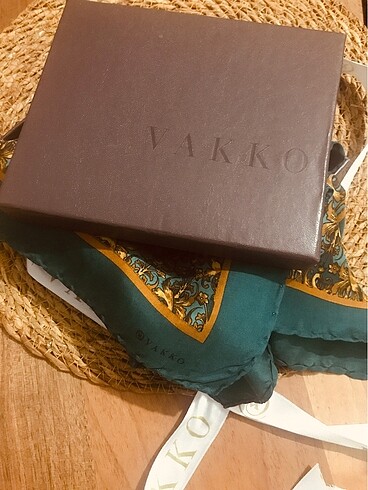 VAKKO FULAR?