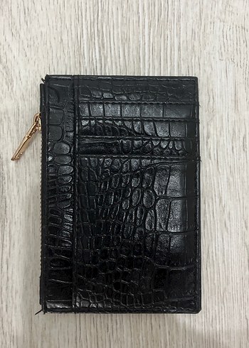 Siyah Deri Yılan Desenli Fermuarlı Kadın Cüzdanı