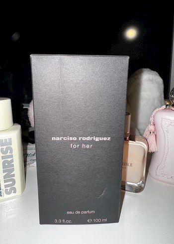 Beden Narciso Rodriguez For Her Kadın Parfümü
