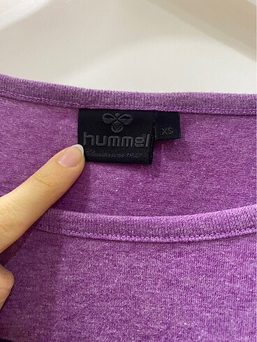 xs Beden mor Renk Hummel tişört