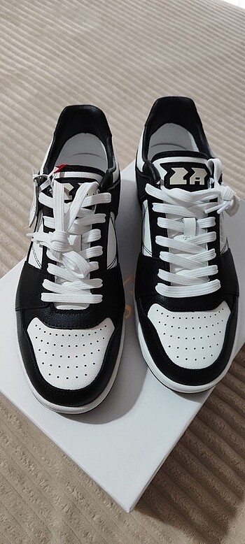 Guess Erkek Deri Sneaker
