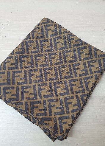 Fendi F Desen Jakarlı Pamuk Eşarp