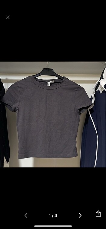 H&M gri crop