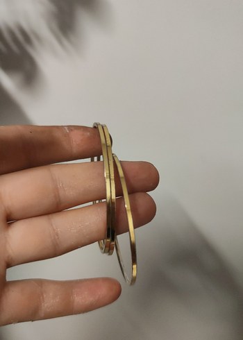 Altın Renk Elastik Minimalist Bileklik