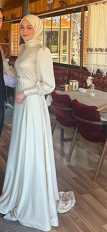 Nikah elbisesi