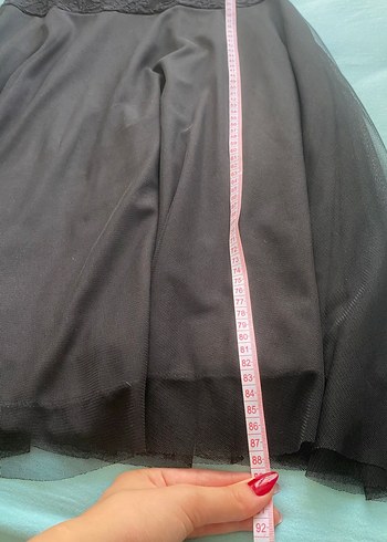 Dantel Detaylı Siyah abiye elbise - Görsel 2