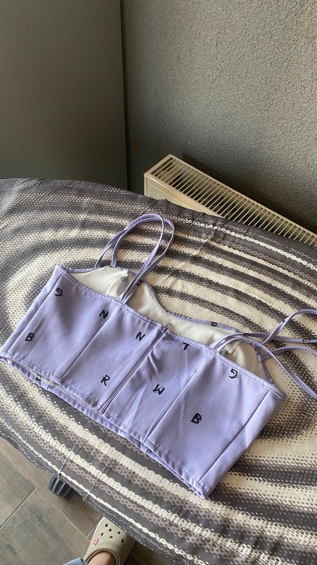 Mor Dantel Detaylı Straplez Midi Büstiyer - Görsel 3